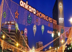 “Manken”li Festivale Tepki Yağıyor