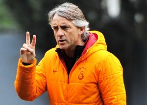 Mancini'nin Menajerinden Flaş Açıklama