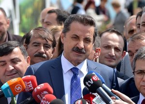 Bakan'dan Bomba Teklif