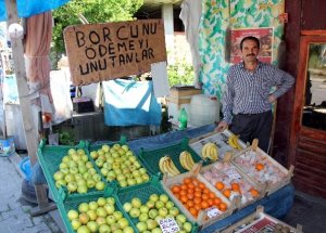 Manav'dan İlginç Hatırlatma