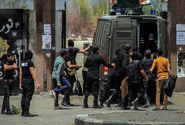 Mısır'da Göstericilere Müdahale