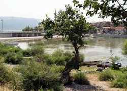 ''Uluabat çöl olacak''