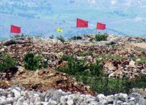 Karakol Duvarında Öcalan Bayrağı