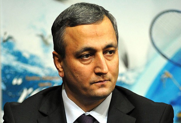 Tosun Görevinden Ayrıldı