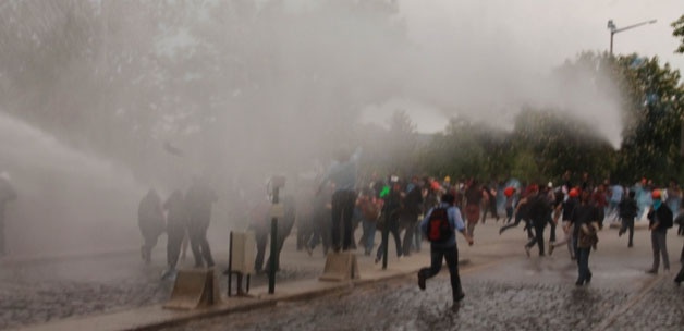 Soma Bahanesiyle Polisle Çatıştılar