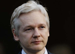 Wikileaks'in Kurucusundan Sığınma Talebi