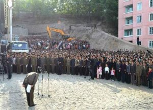 Kuzey Koreli Yetkili Halktan Böyle Özür Diledi