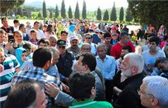 Maden Şehitliğine Ziyaretçi Akını