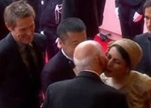 Cannes'da İran'ı Ayağa Kaldıran Kare!