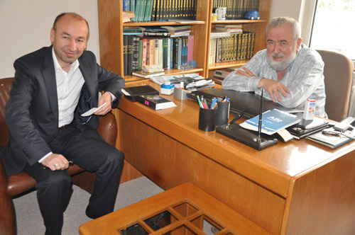 Hüsnü Aktaş Hoca’dan AK Parti Yorumu