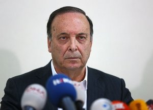 ‘O Patronu İç Ve Dış Güçler Koruyor’