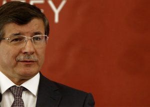 Davutoğlu'ndan Türk Devletlerine Dua