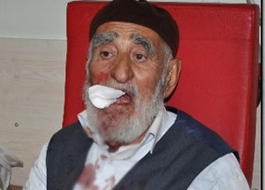 Bu Hale İmam Getirdi, Hem de Camide