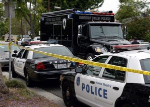 ABD'de Sokakta Silahlı Saldırı