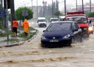 Meteoroloji'den 10 İle Kuvvetli Yağış Uyarısı
