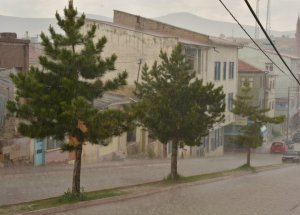 Yağmur Çiftçinin Yüzünü Güldürdü