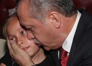Şehit Kızı Erdoğan'ı Duygulandırdı!