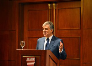 Gül Harvard Üniversitesi’nde Konferans Verdi