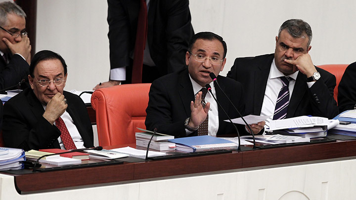 Bakan Bozdağ CHP‘li Özgündüz‘e Cevap Verdi