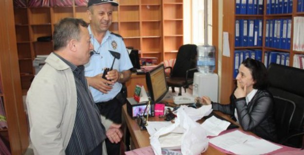 Emekli İmamdan Alkışlanacak Hareket