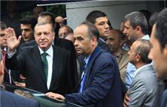 Çay Davetini Geri Çevirmeyen Başbakan