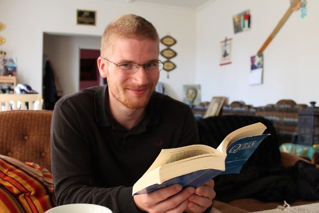 Katliamdan Kurtuldu, Müslüman Oldu