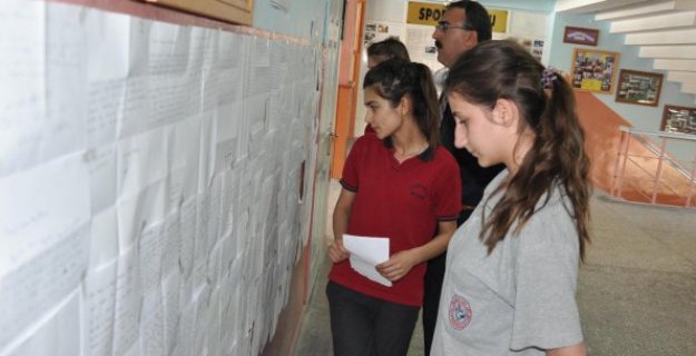 Başkent'ten Kırkağaç'a 162 Duygu Yüklü Mektup