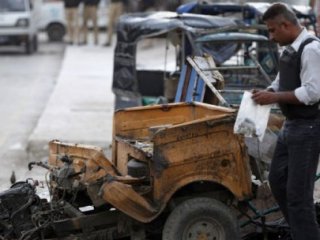 Pakistan'da Bombalı Saldırı: 2 Ölü