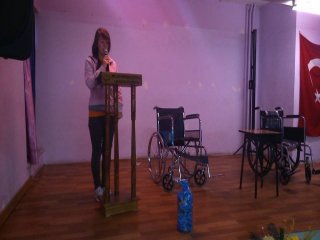 Lise Öğrencilerinden Duyarlı Davranış