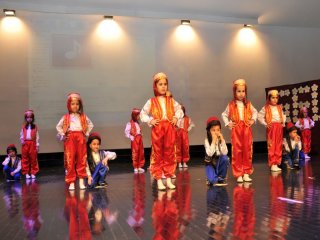 'Akü'lü Miniklerde Mezun Oldu