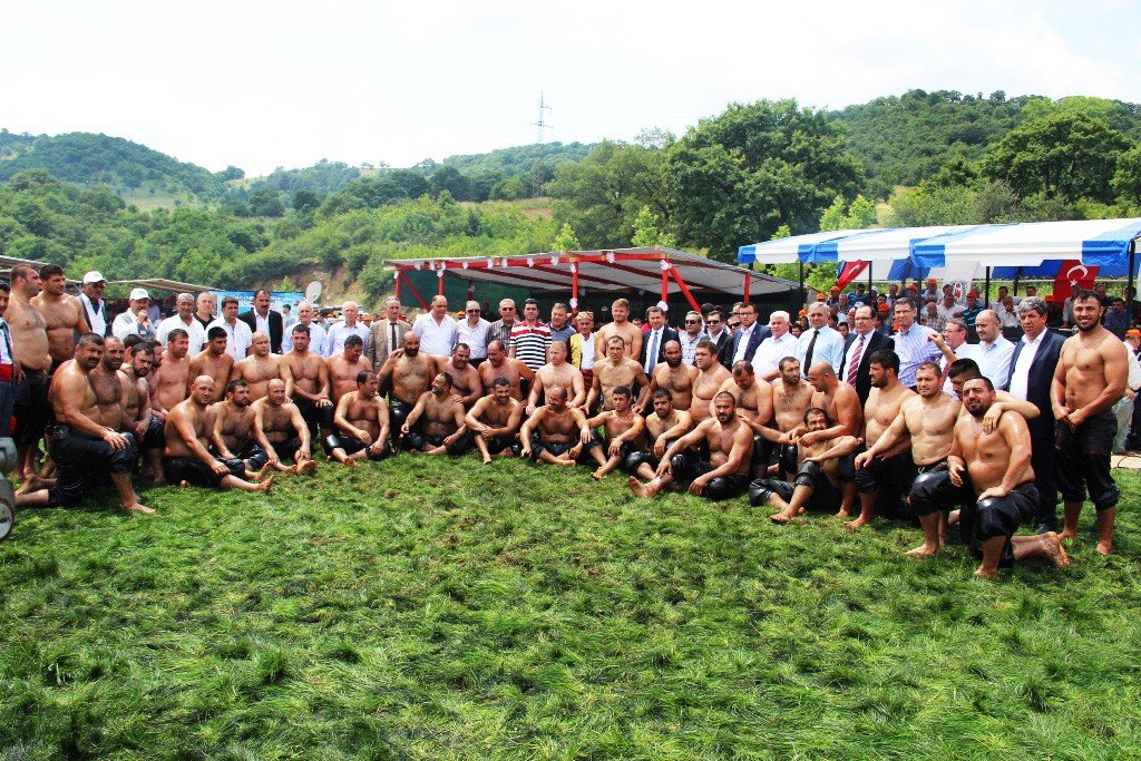 Çan'da Yağlı Güreş Heyecanı