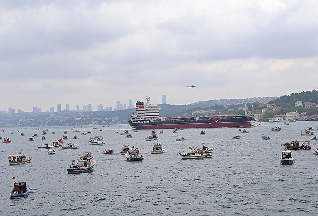 Türk Boğazları İçin Denizde Eylem