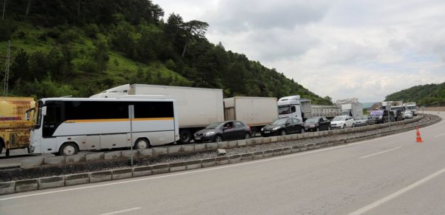 Bolu- Zonguldak Karayolu Ulaşıma Kapandı!