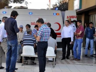 Yol Kesen PKK'lılar Bir Polisi Yaraladı