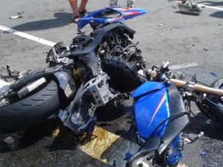 Bursa'da Motosiklet Devrildi: 1 Ölü