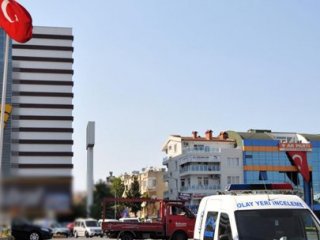 Bayrağı Tam İndirecekken Farkedildi!