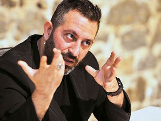 Sen Misin Cem Yılmaz'a Benzeyen!