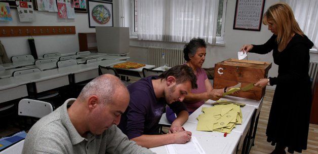 Seçimde Tatilde Olacaklar Dikkat!