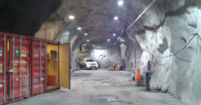 İsveç'te 10 İşçi Madende Mahsur Kaldı