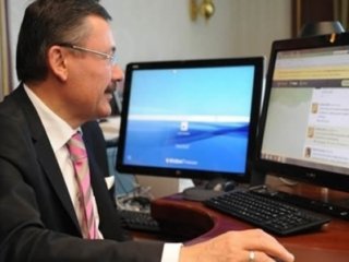 Gökçek'in DM'sini Patlattılar