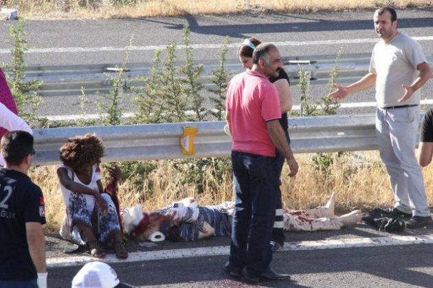 Öğrenciler Etrafa Saçıldı: 25 Yaralı!