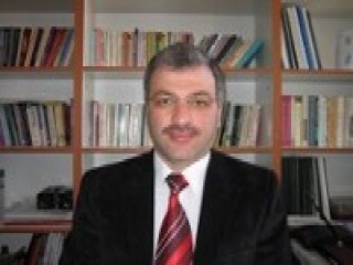 Çizgi Kahramanlara Dikkat!