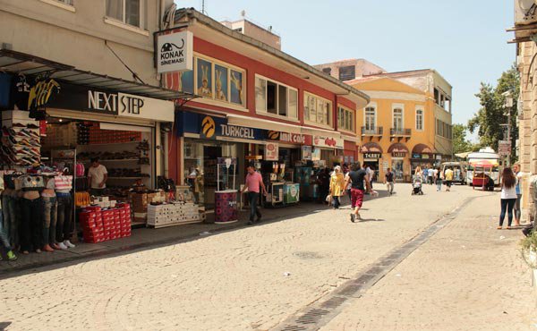 İzmir Hayalet Şehre Döndü