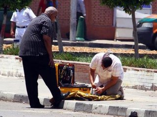 Sisi'nin Sarayına Çifte Bomba