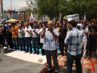 Anti İslâm Kapitalistlerin Tuzağına Düşmeyin!