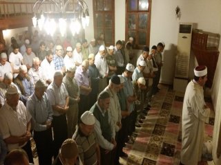 Hatimle Teravih Geleneği