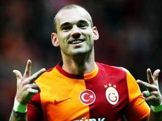 Sneijder'e Dev Talip!