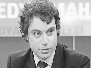 Mumcu'dan Büyük Tepki Çeken Tivit