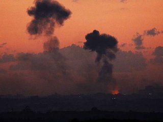 Gazze Bombardıman Altında