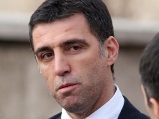 Hakan Şükür İsyan Etti